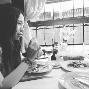 Meet your Posher, Sherly